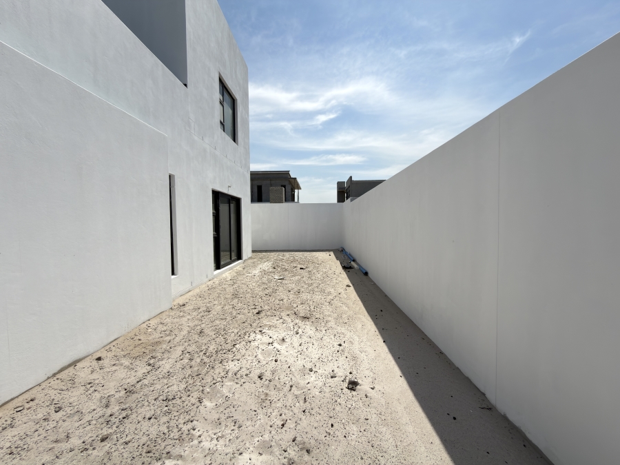 4 Bedroom Property for Sale in Sandown Western Cape